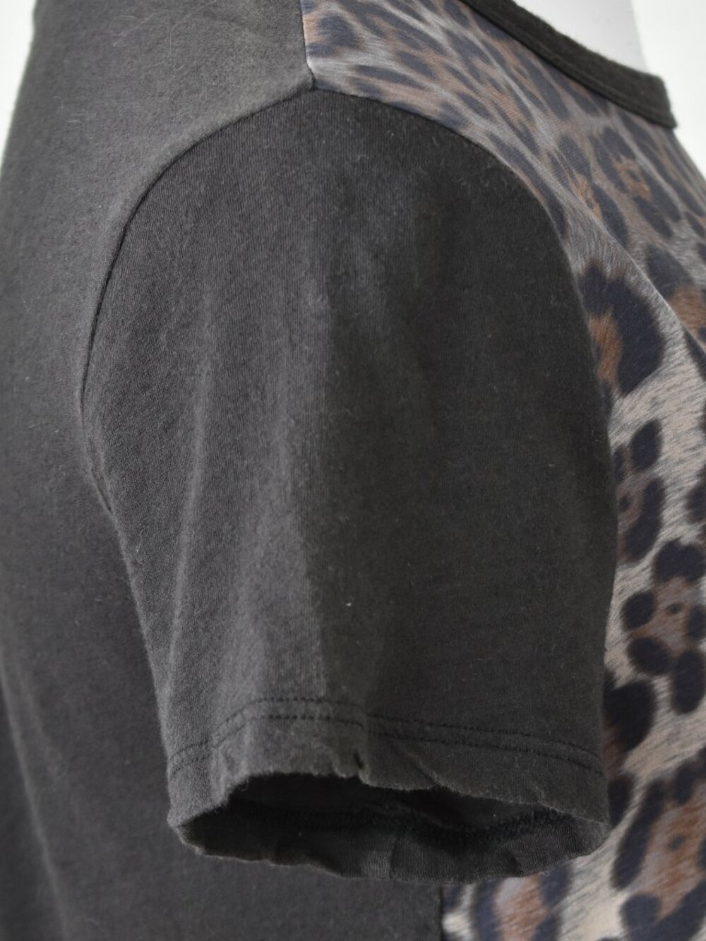 Moncler Maglia Girocollo Leopard Silk Wool Crew Neck T-Shirt - S - Picture 10 of 15